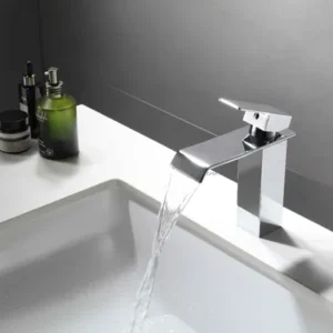 Torneira Monocomando Cromada Cascata Baixa Dc-6006b Acabamento Brilhante Cor Prateado